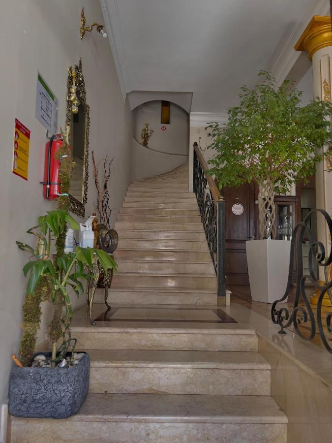 Luxors Garden Batumi Exterior photo